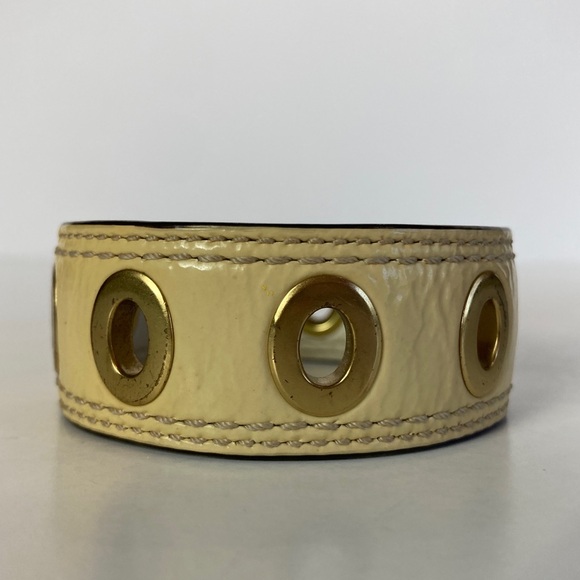 Coach Off White Leather & Gold Grommet Minimalist Bangle Bracelet - Picture 3 of 9